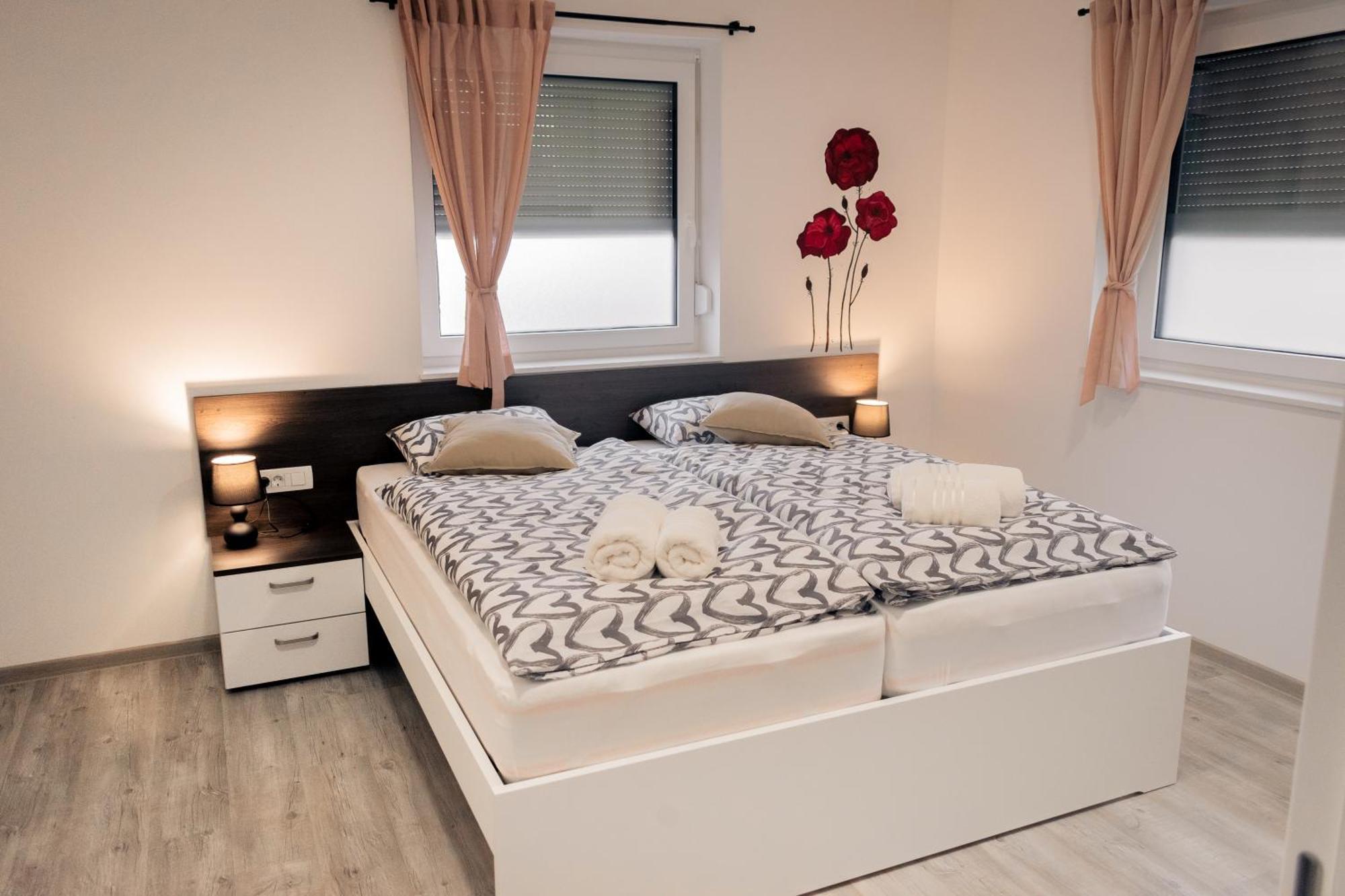 Prima Countryside Apartments Zirovnica Pokoj fotografie